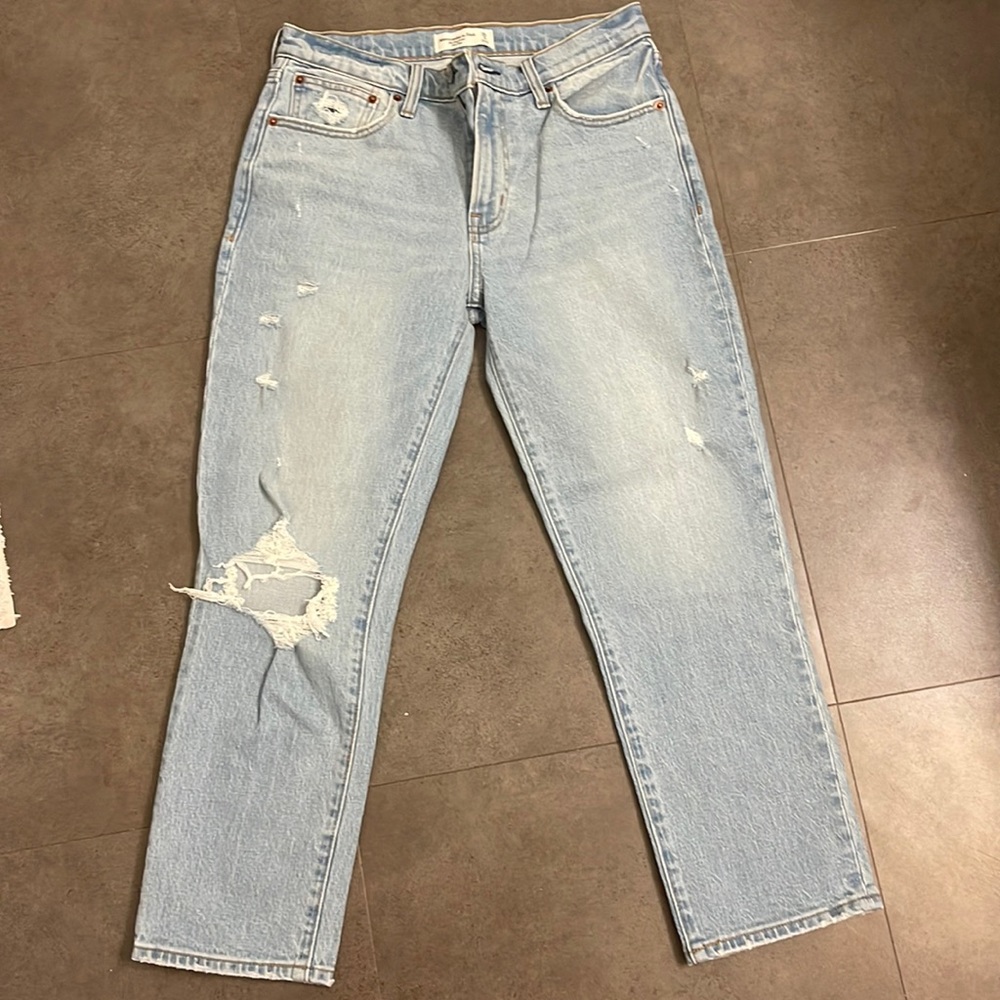 Abercrombie & Fitch midrise boyfriend jeans